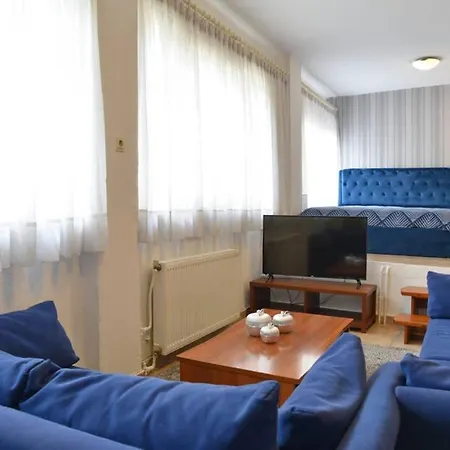 A Modern Bright In The Center Of Kastoria