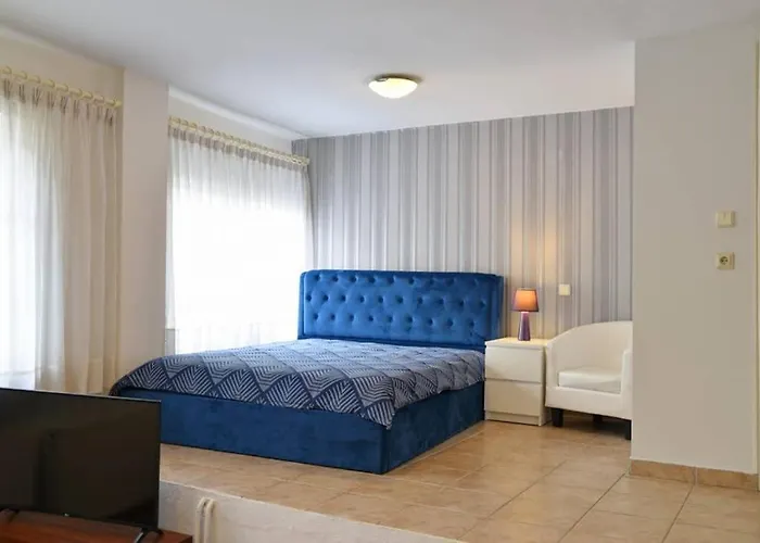 Lägenhet A Modern Bright In The Center Of *