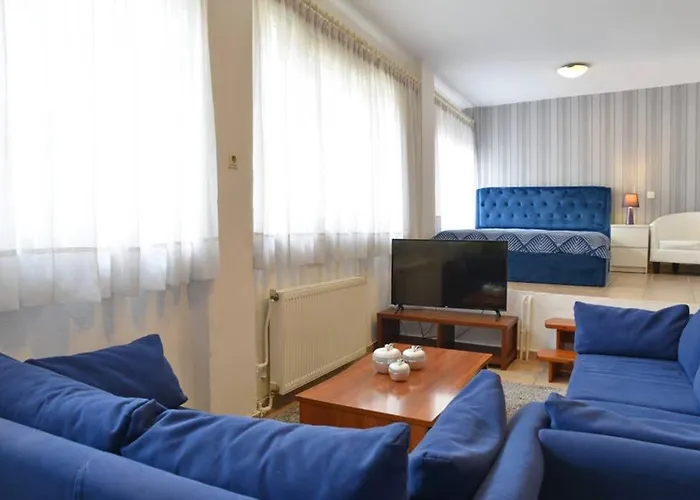 A Modern Bright In The Center Of Kastoria
